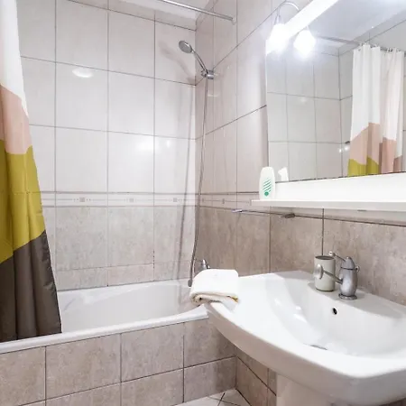 Vendégház Guestready - Alluring Island Retreat