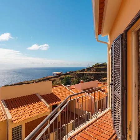 Vendégház Guestready - Alluring Island Retreat 4*