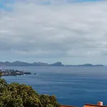 Guestready - Alluring Island Retreat 게스트하우스 4*