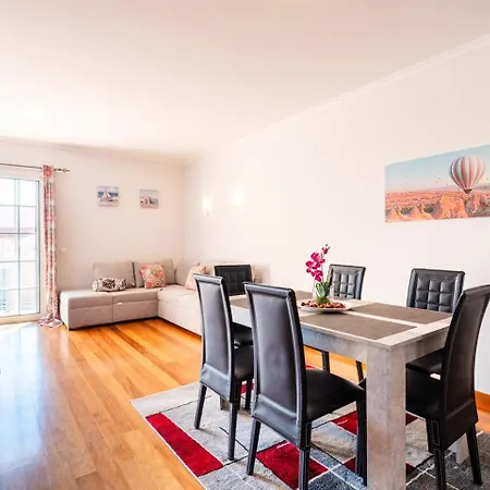 Guestready - Alluring Island Retreat